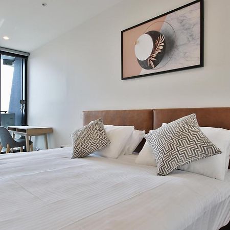 Domi Serviced Apartments Glen Waverley Bagian luar foto