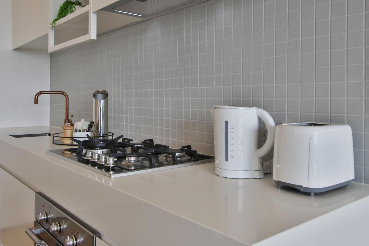 Domi Serviced Apartments Glen Waverley Bagian luar foto