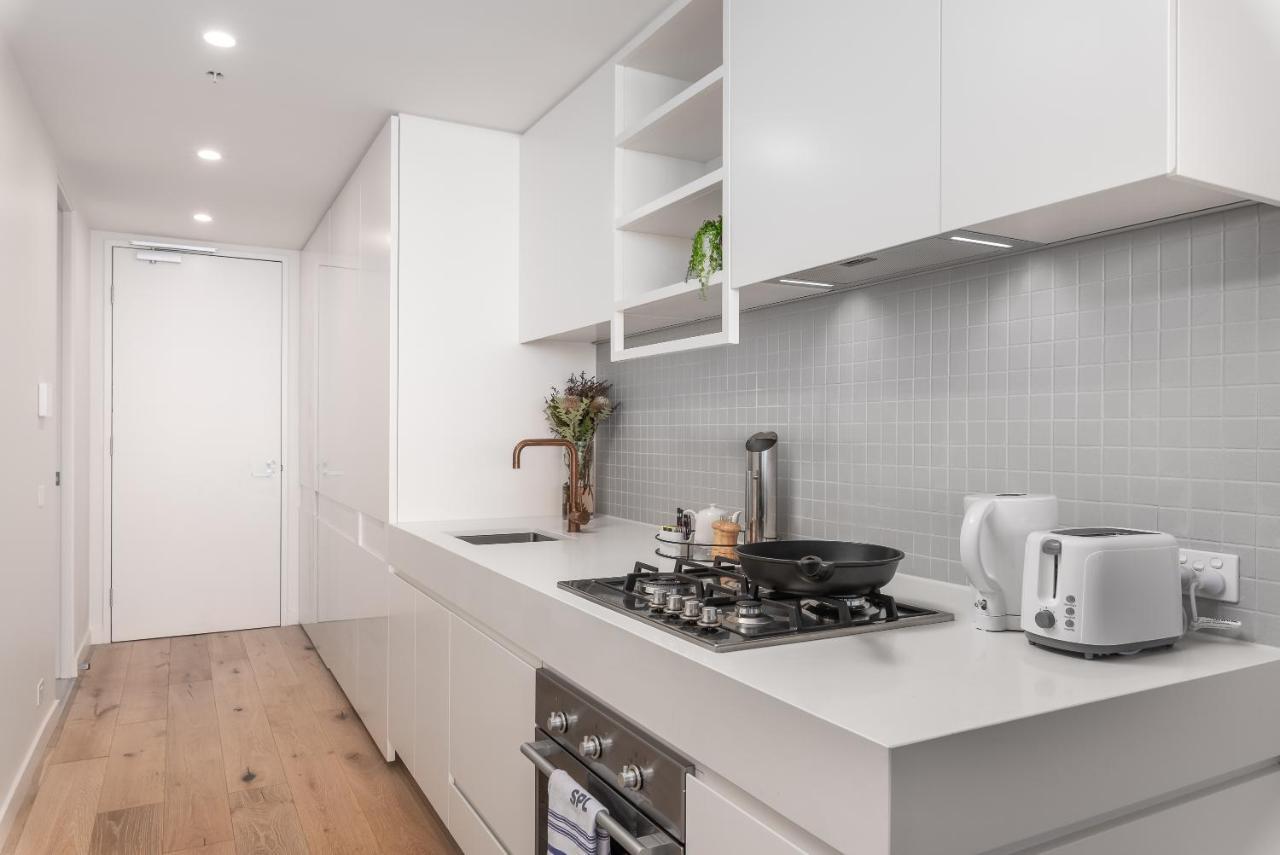 Domi Serviced Apartments Glen Waverley Bagian luar foto
